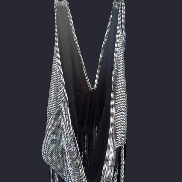 Sliver Fringe Crop Top - Picture 2 of 3